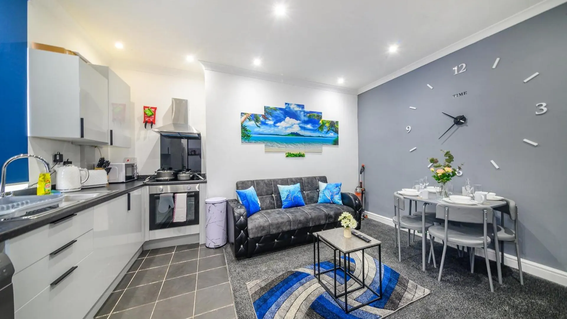 *Ra31S* For Most Relaxed & Cosy Stay/Parking/Wifi مورلي المملكة المتحدة
